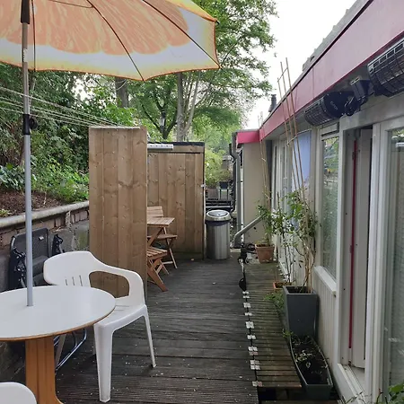 住宿加早餐酒店 Houseboat